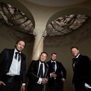 4 TENOŘI