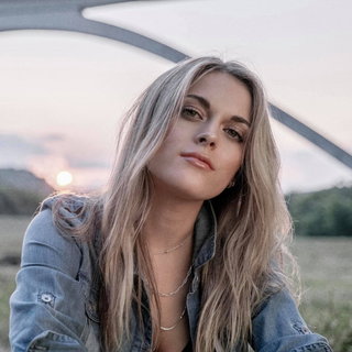 Alana Springsteen