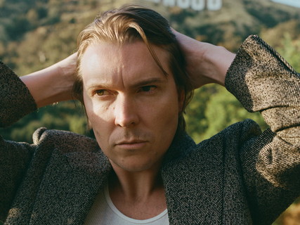 Alex Cameron