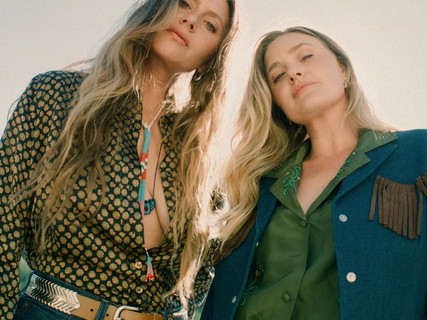 Aly & AJ
