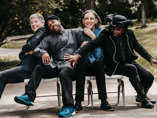 Béla Fleck and the Flecktones