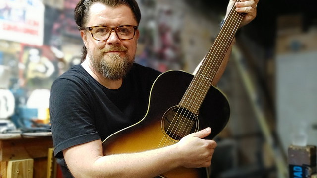 Damon Fowler