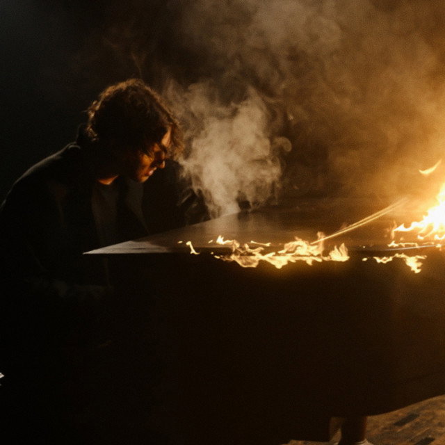 Dean Lewis