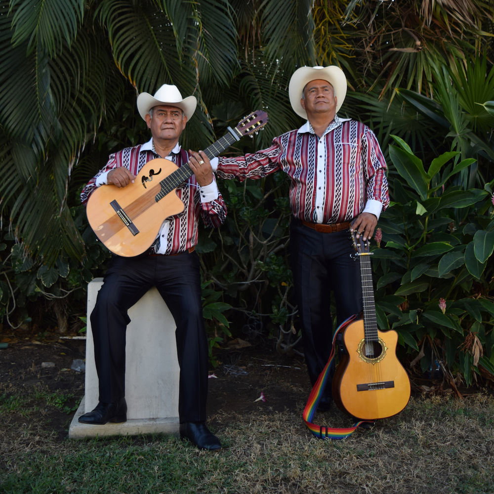 Dueto Bertin Y Lalo