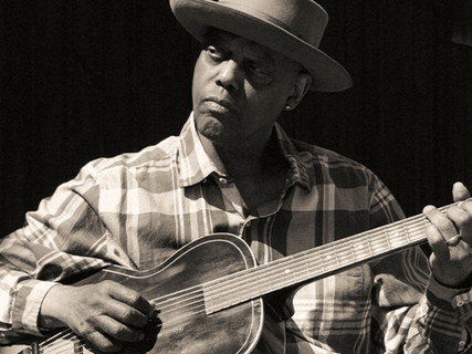 Eric Bibb