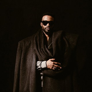 Fally Ipupa