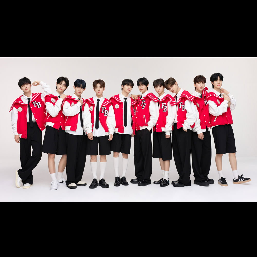 FANTASY BOYS