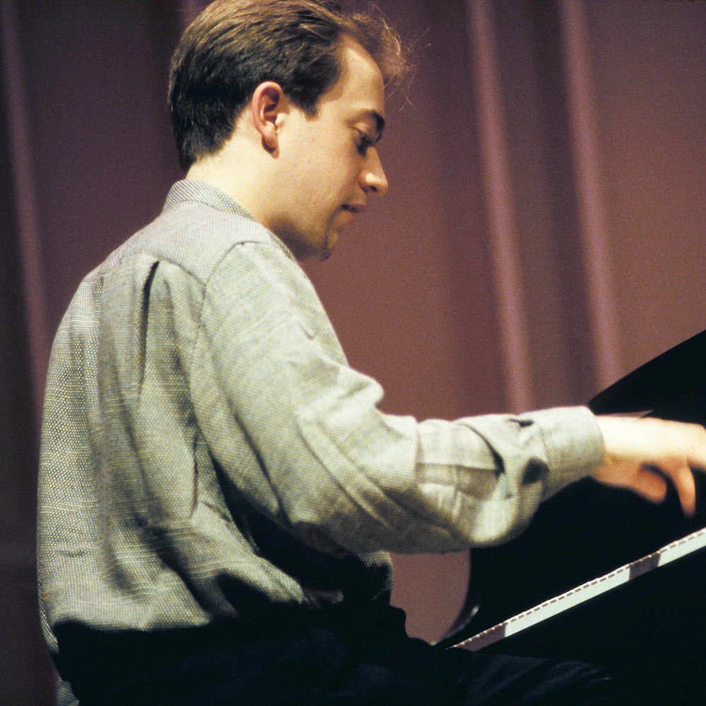 Geoffrey Keezer