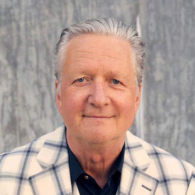 Glenn Tilbrook
