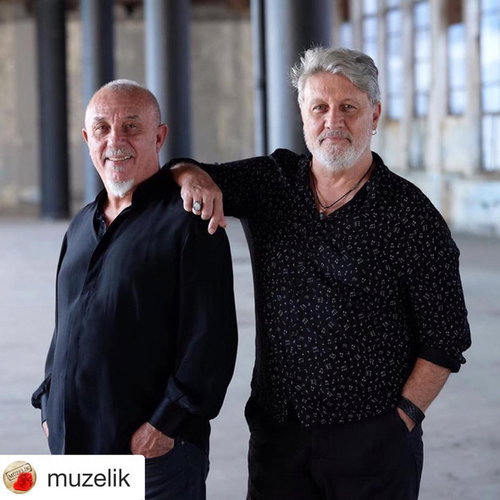 Grup Gündoğarken