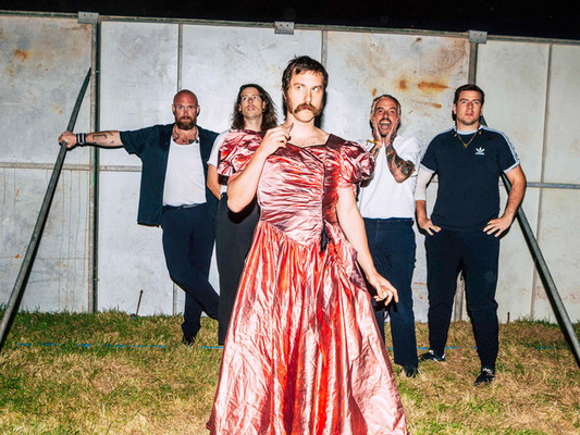 IDLES