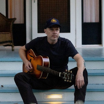 Jason Boland & The Stragglers