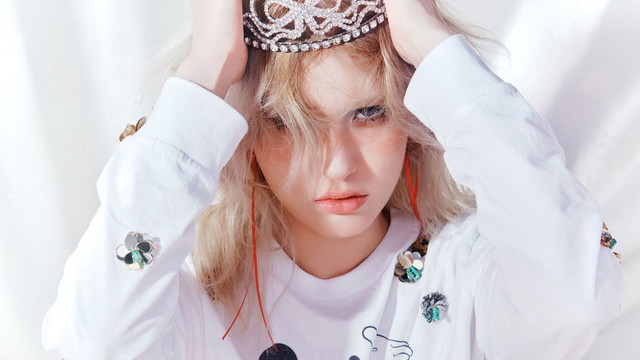 JEON SOMI