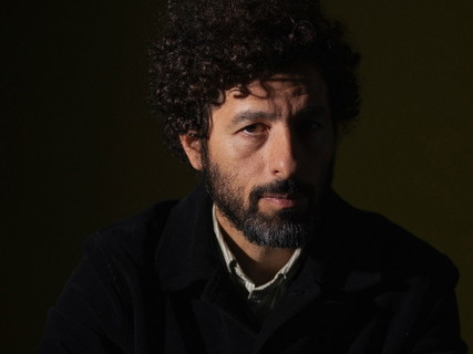 José González