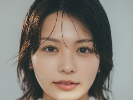 Kana Adachi