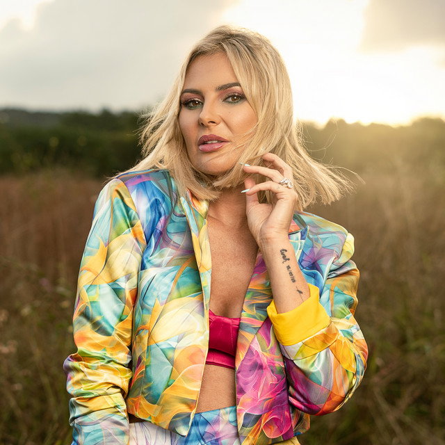 Karlien Van Jaarsveld