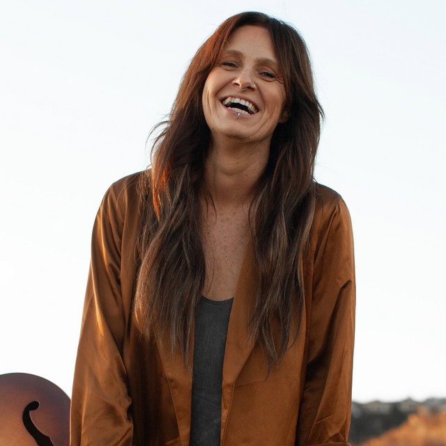 Kasey Chambers & Casey Barnes
