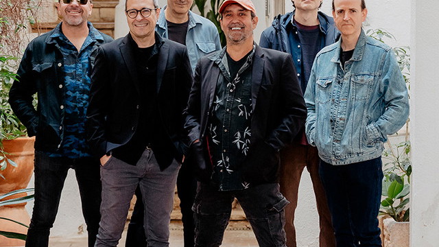 Lax'n'Busto