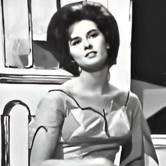 Linda Gail Lewis