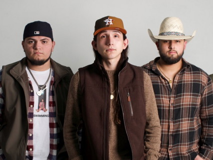 Los Dorados