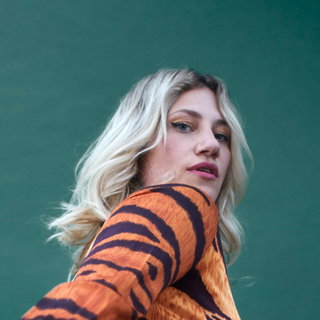 Lucy Woodward