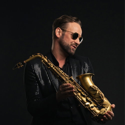 Max the Sax