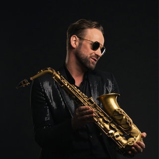 Max the Sax