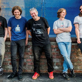 Michael Head and the Red Elastic Band