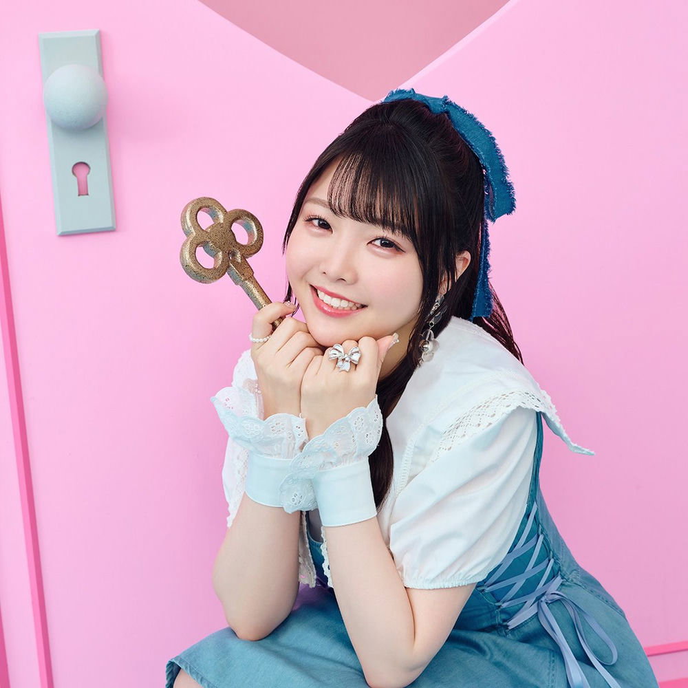 Momo Asakura