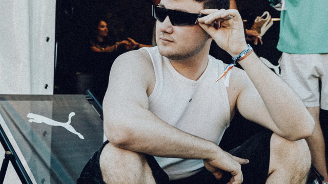 Niklas Dee