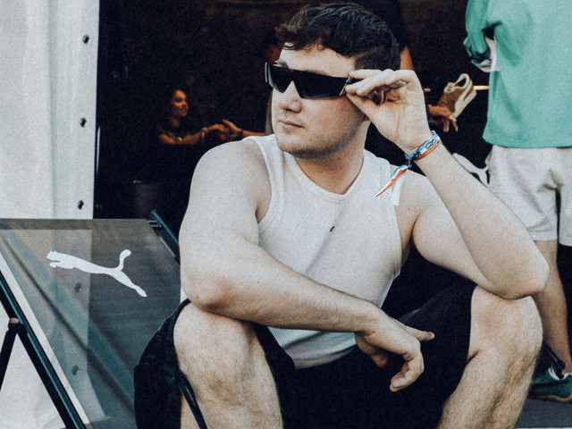Niklas Dee