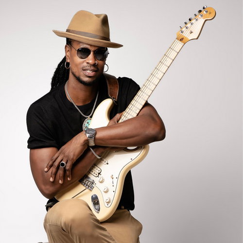 Omari Banks
