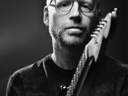 Oz Noy