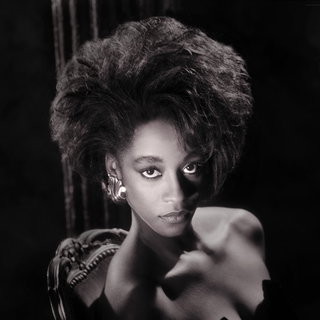Regina Belle