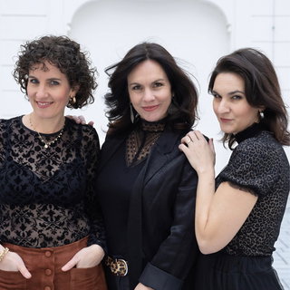 Schick Sisters