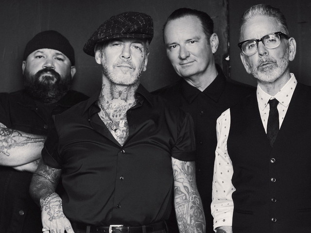 Social Distortion