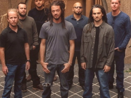SOJA & Pigeons Playing Ping Pong