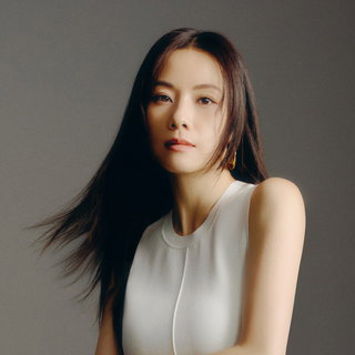 Stephy Tang