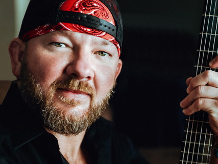 Stoney LaRue