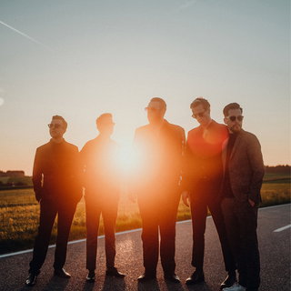 The Bluesanovas