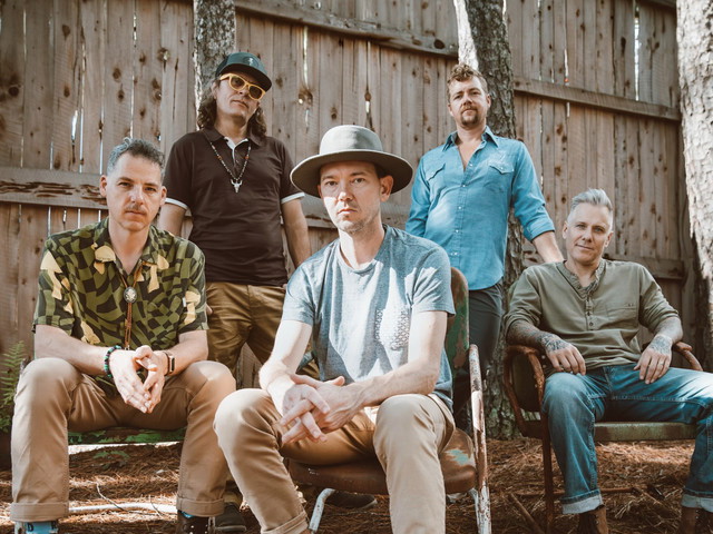 The Infamous Stringdusters