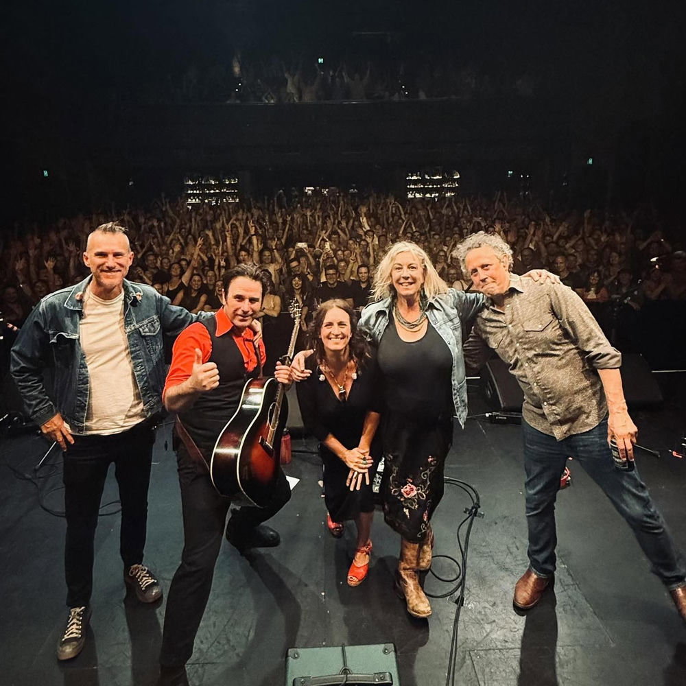 The Waifs