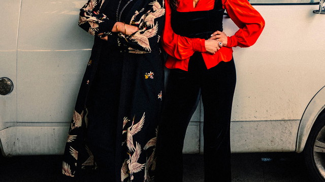 Vika & Linda