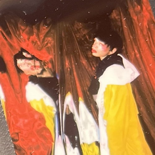 Yvie Oddly