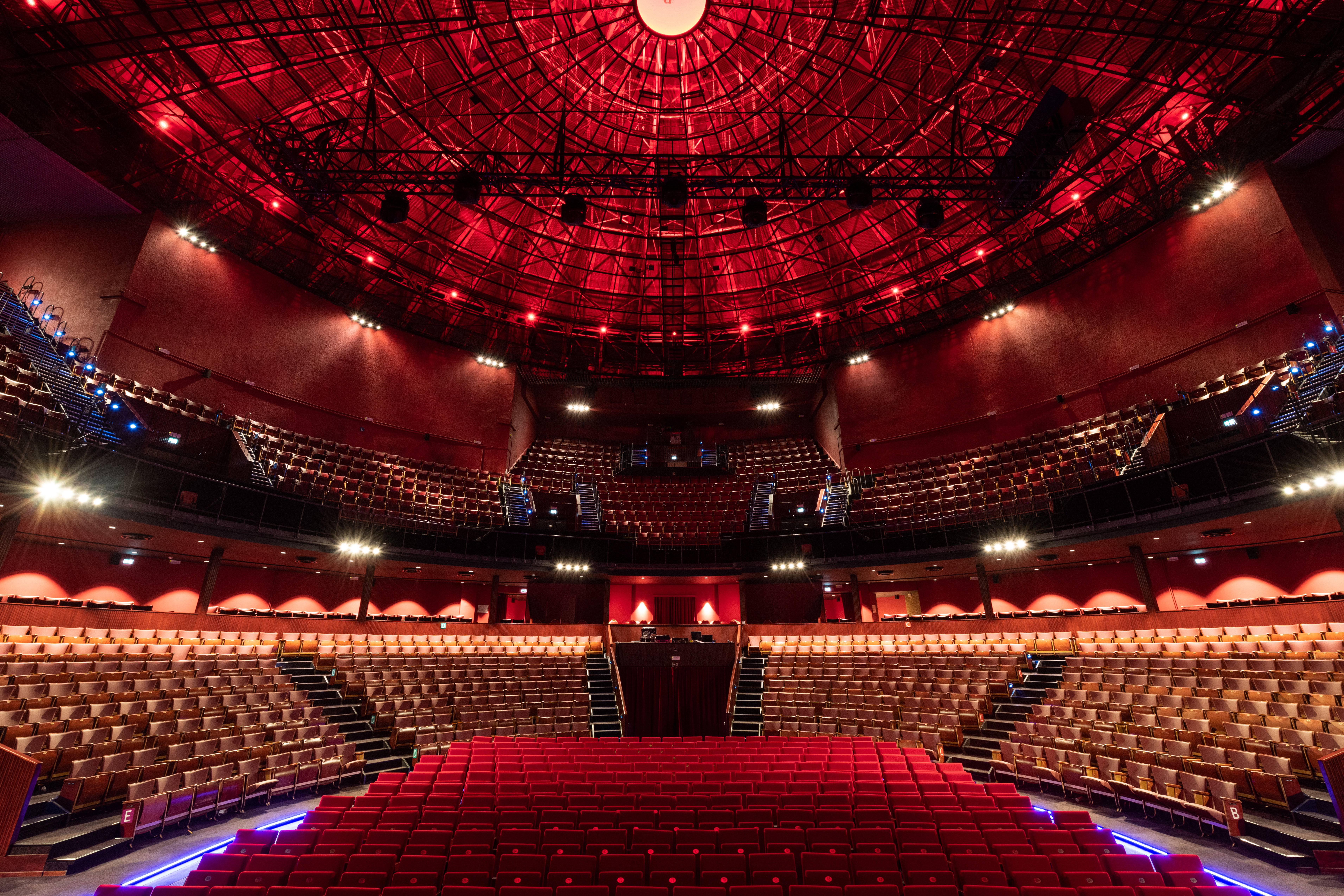 Cirque Royal