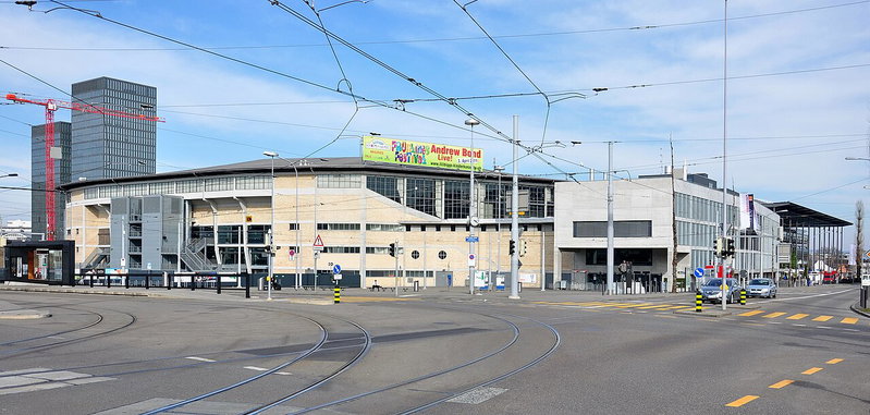 Hallenstadion